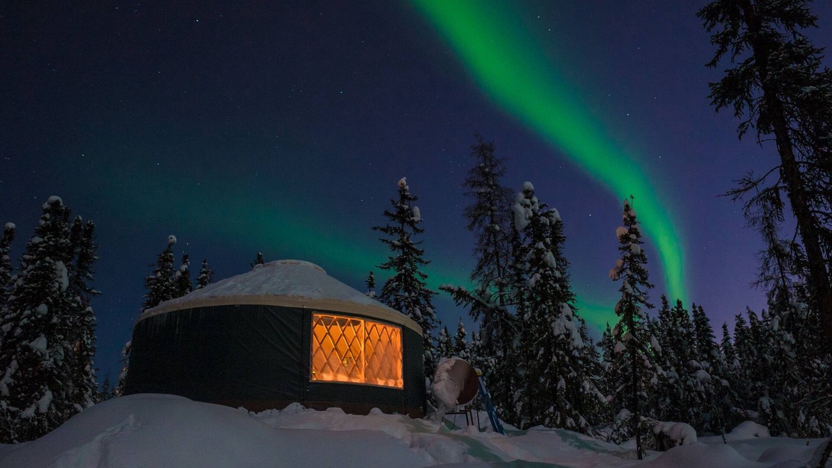 Fairbanks Cabin | Romantic Getaway at the Goldstream Yurt