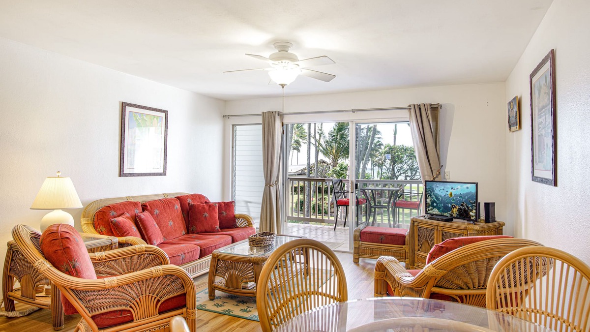 Ualapue Condo | Romantic Getaway Near Water w/Free WiFi, Shared Pool, Water Views, Tennis Court