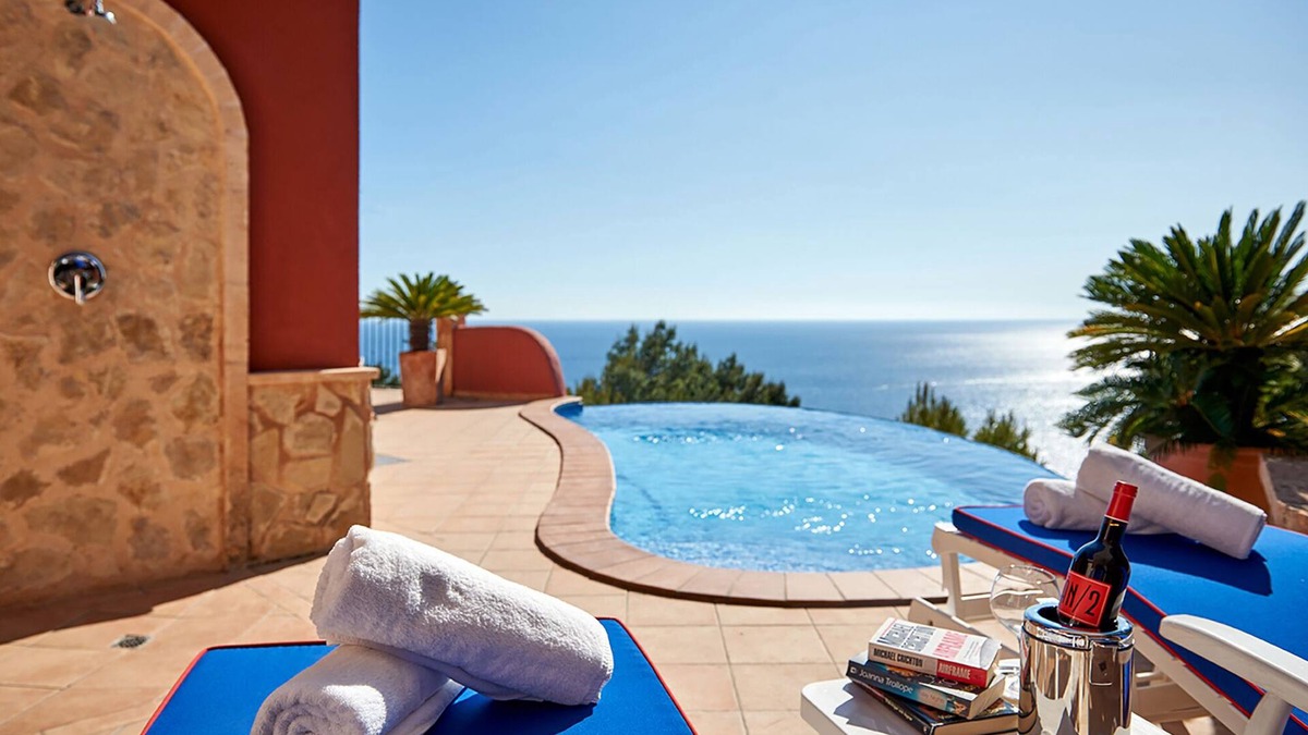 Port d'Andraitx House | Romantic holiday home on Mallorca with pool and sea views (Villa DEKA)