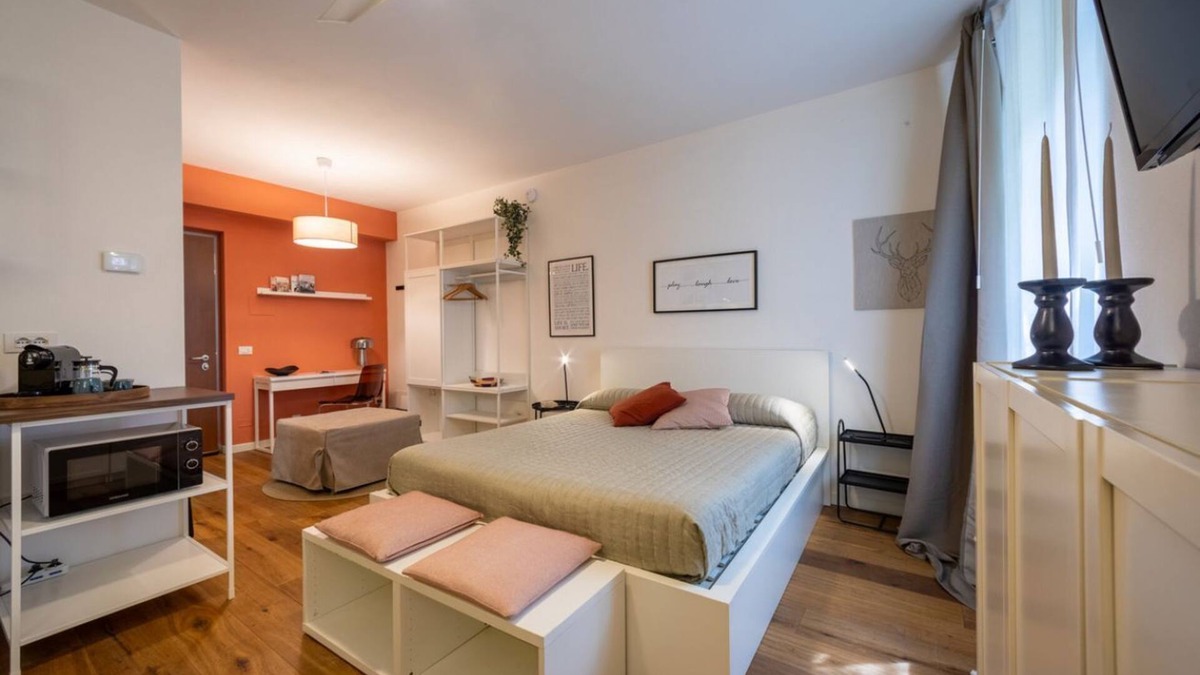 San Zeno Apartment | Romantic loft with private garden | Self check-in