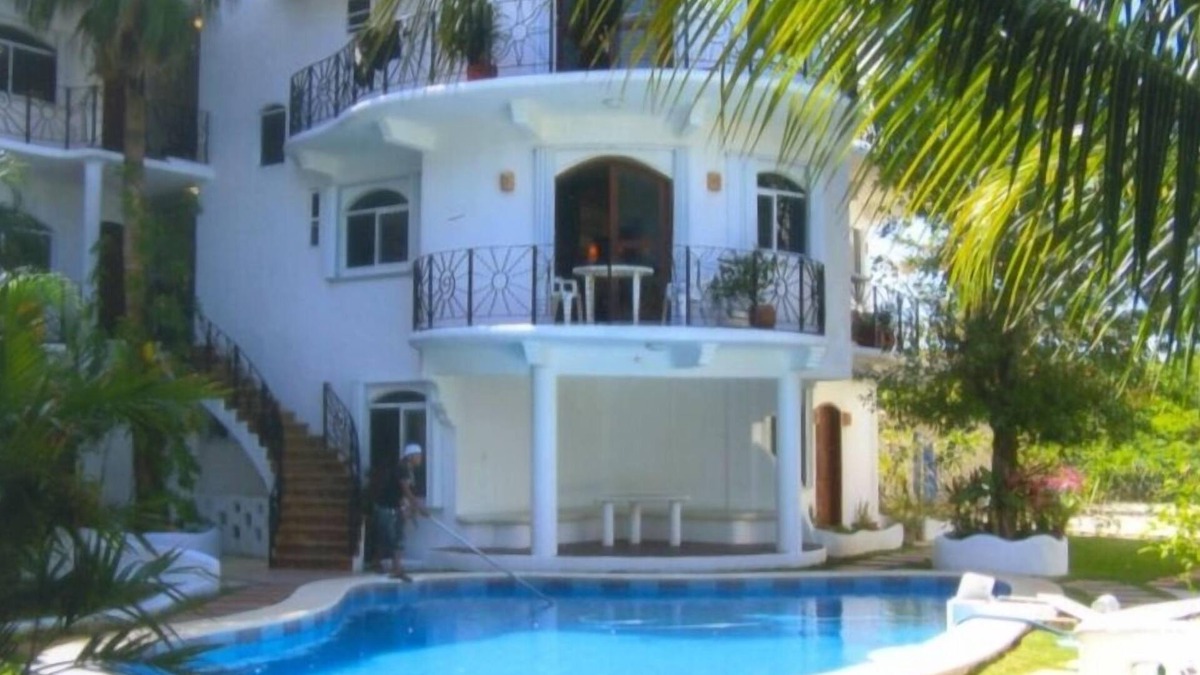 Cozumel Condo | Romantic & Magical Hacienda Comes with Free Ocean Kayak