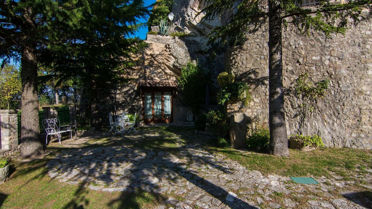 Sant'Agata Feltria House | Romantic Medieval Escape