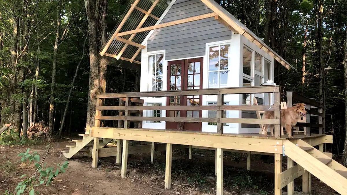 Greenwich Cabin | Romantic New York Getaway near the Adirondacks