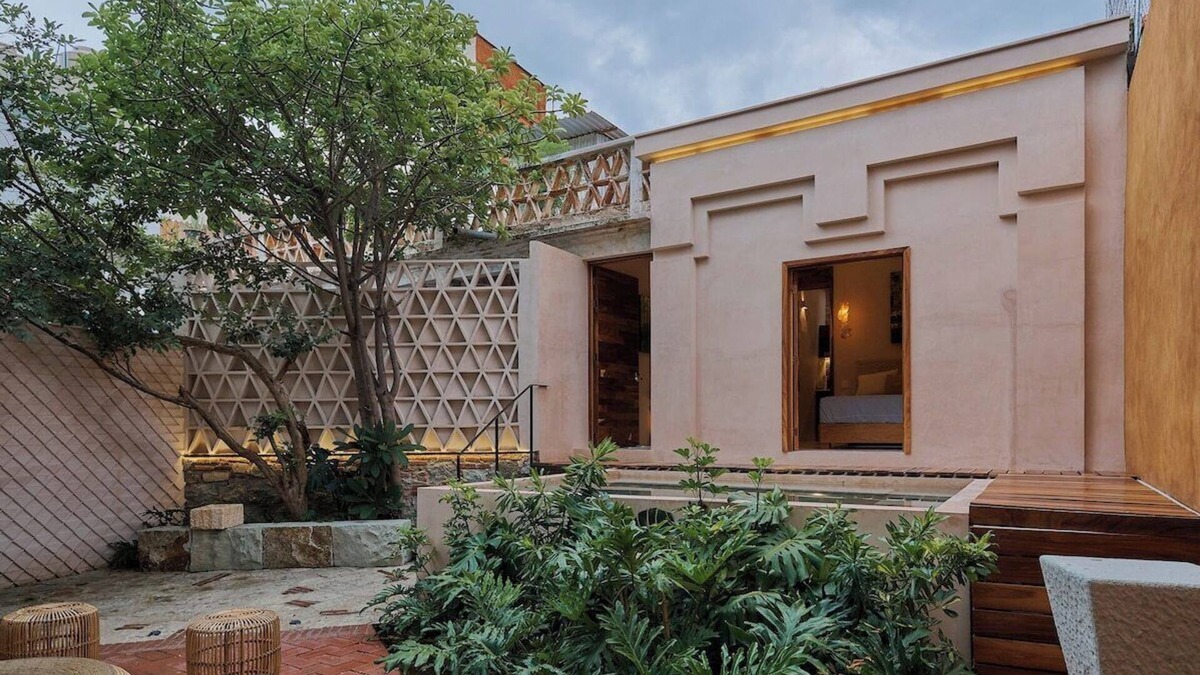 Ruta Independencia Apartment | Romantic Oaxaca Apartment w/Garden & AC – Walk to Historic Sites