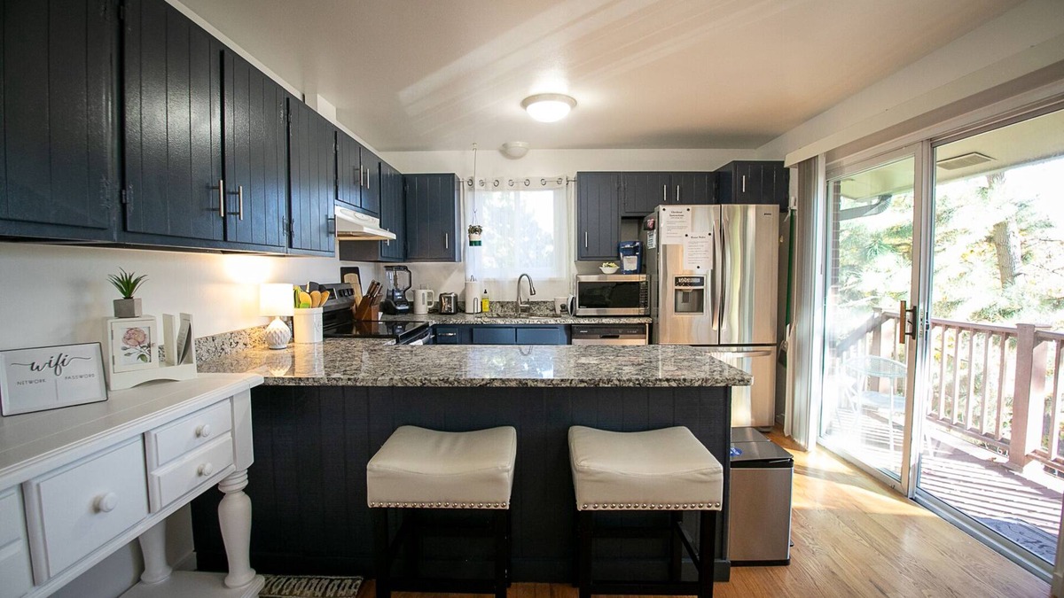 Louisville House | Romantic Olde Town Louisville Family Cottage