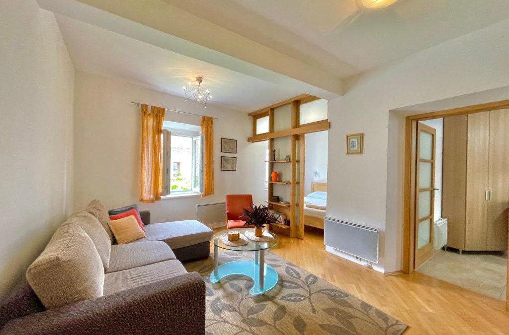Old Town Apartment | Romantic One bedroom Apartment Budva Old Town