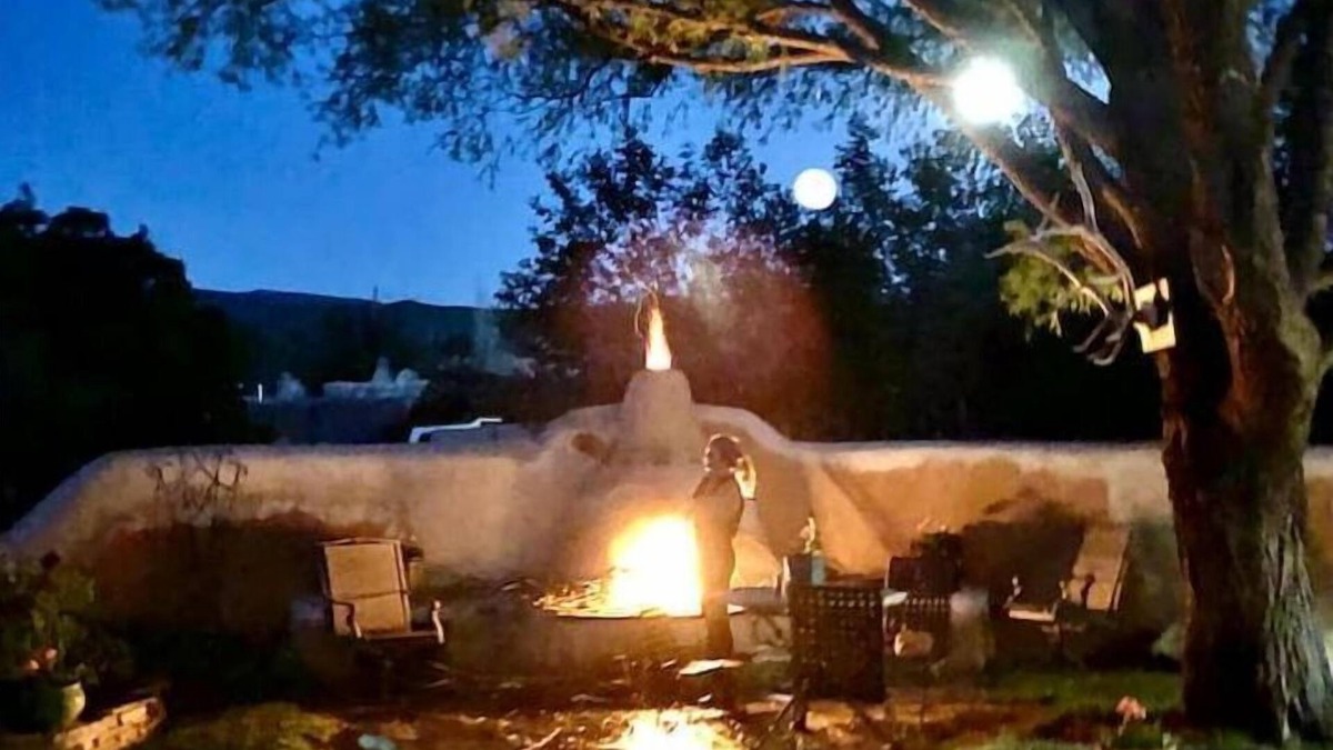 Taos House | Romantic Ranchos De Taos