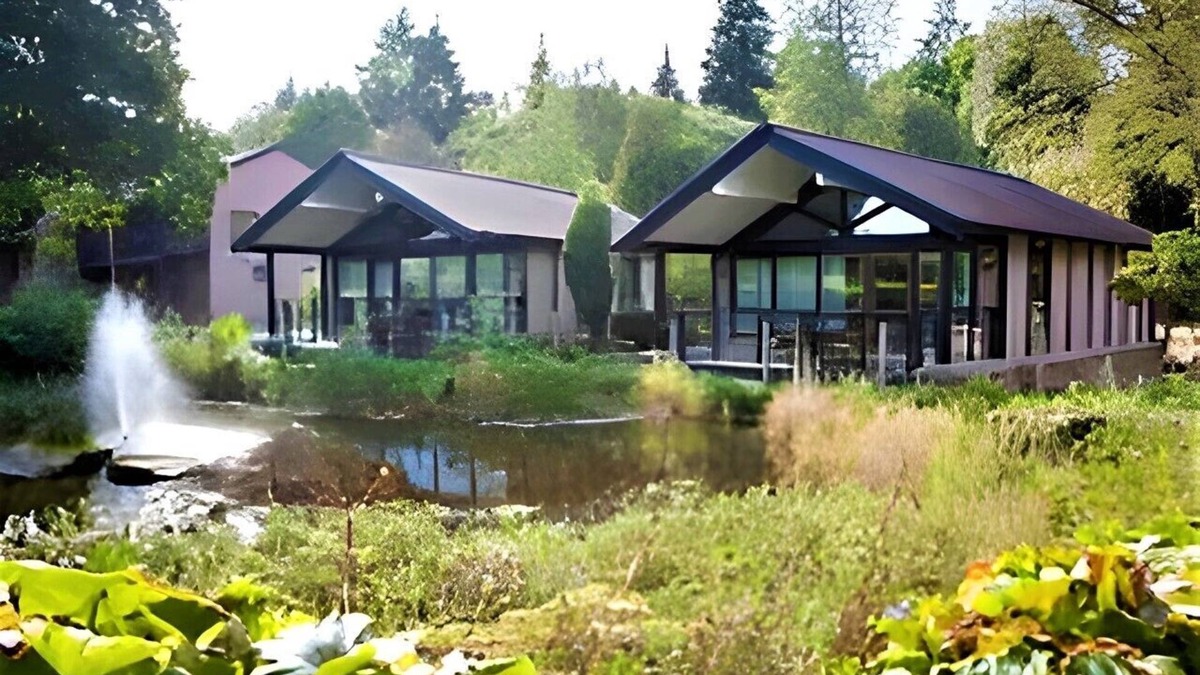 Alexandria Cabin | Romantic/Valentines Lodge by Loch Lomond