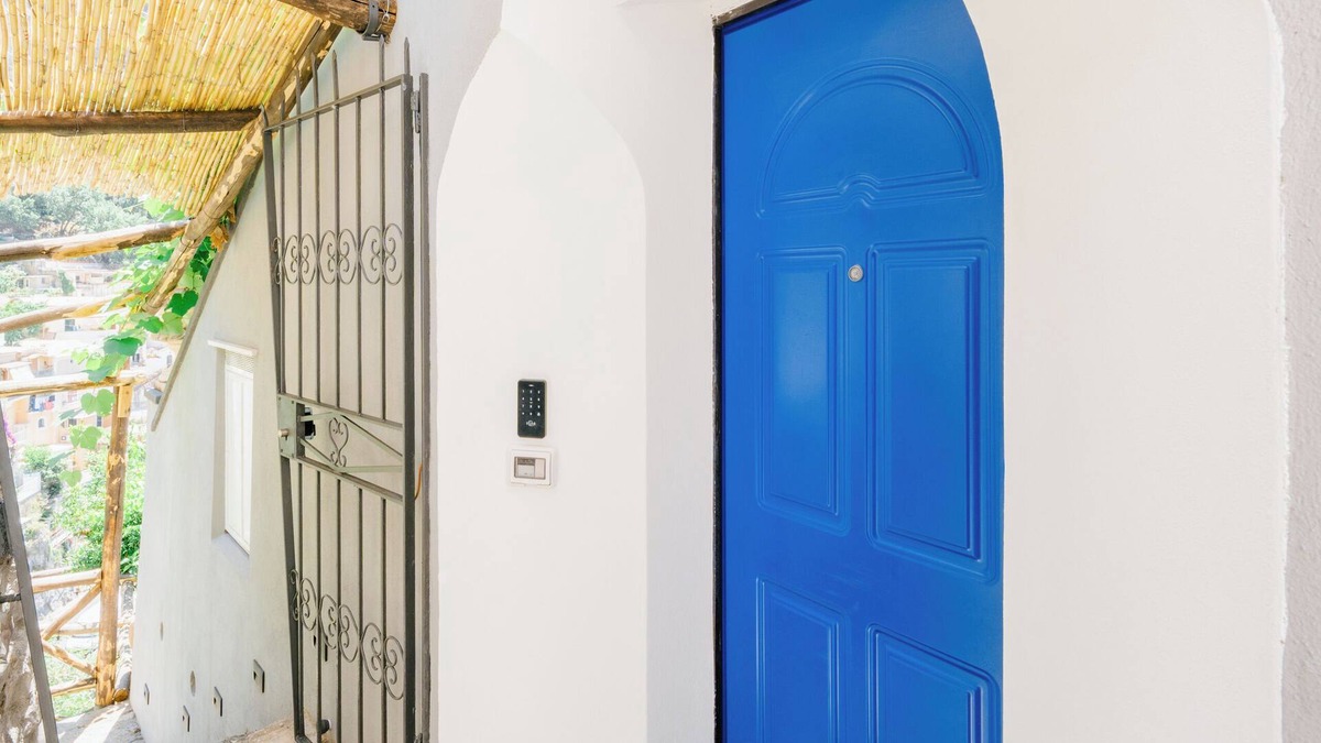 Montepertuso House | Romantic villa with hot tub - 5 min from the beach