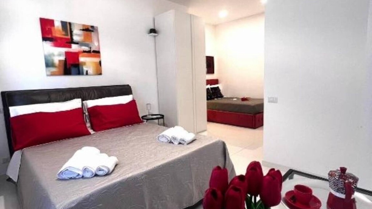 Fiumicino Apartment | ROME AIRPORT SKY Apartments - Royal