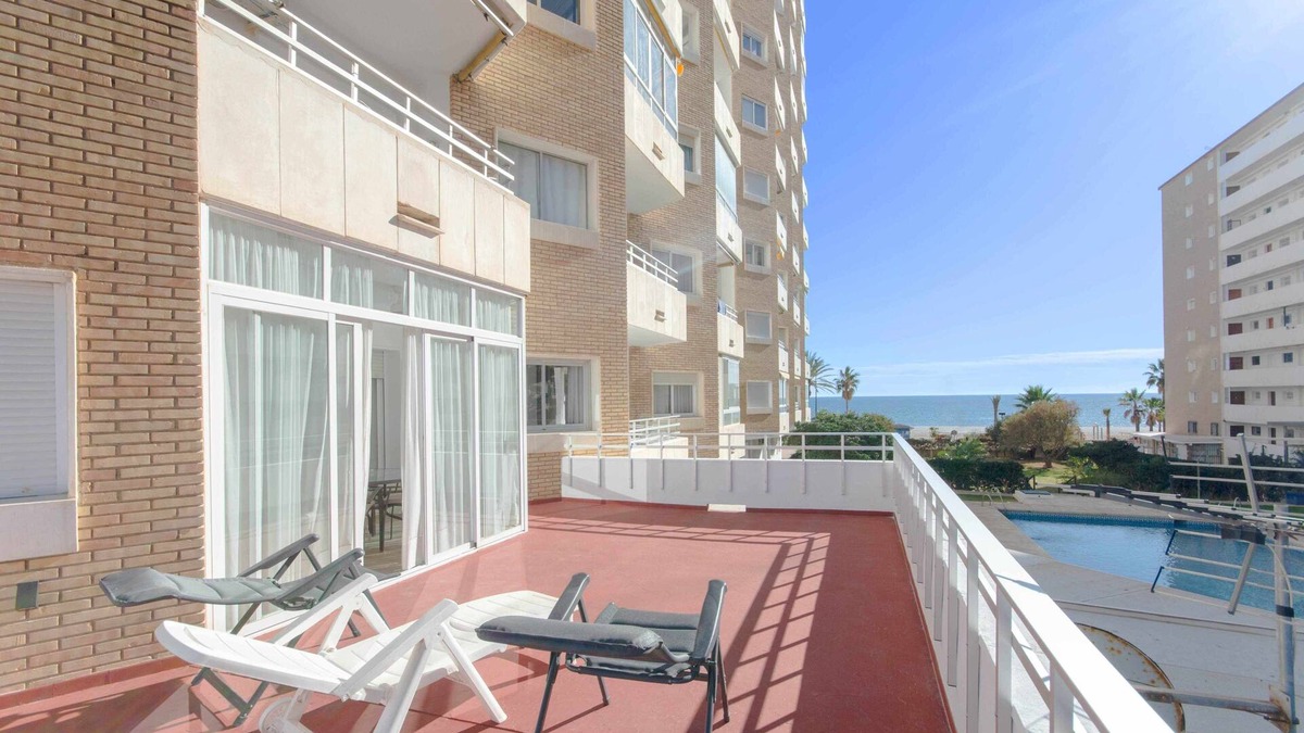 Torreblanca Apartment | Ronda 3 with a big a sunny terrace.