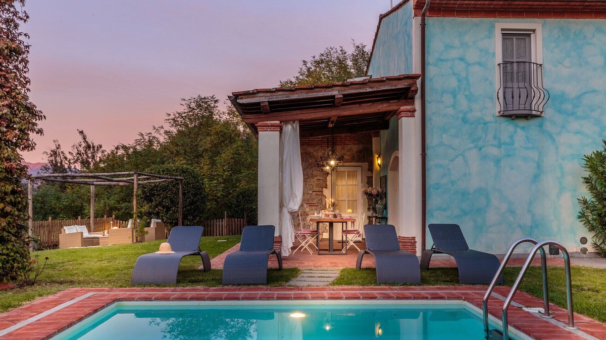 Vicopelago Villa | Rondini, Farmhouse with pool