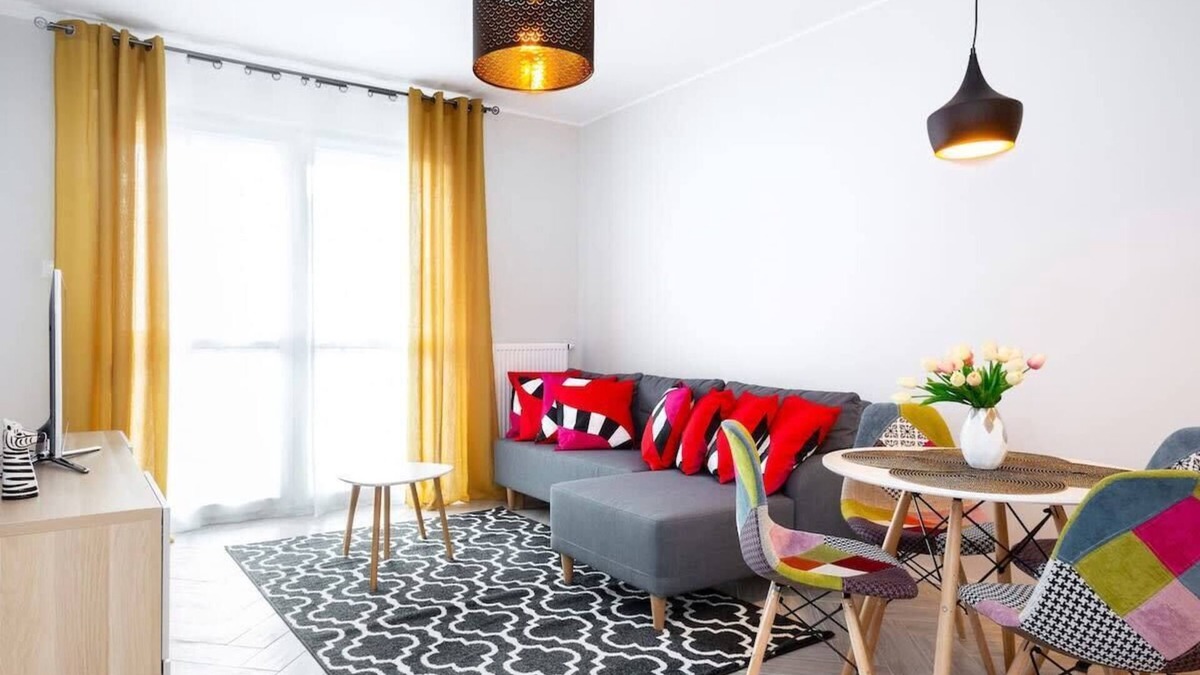 Praga Poludnie Apartment | Rondo Wiatraczna | Luxury Apartment |Parking, Desk