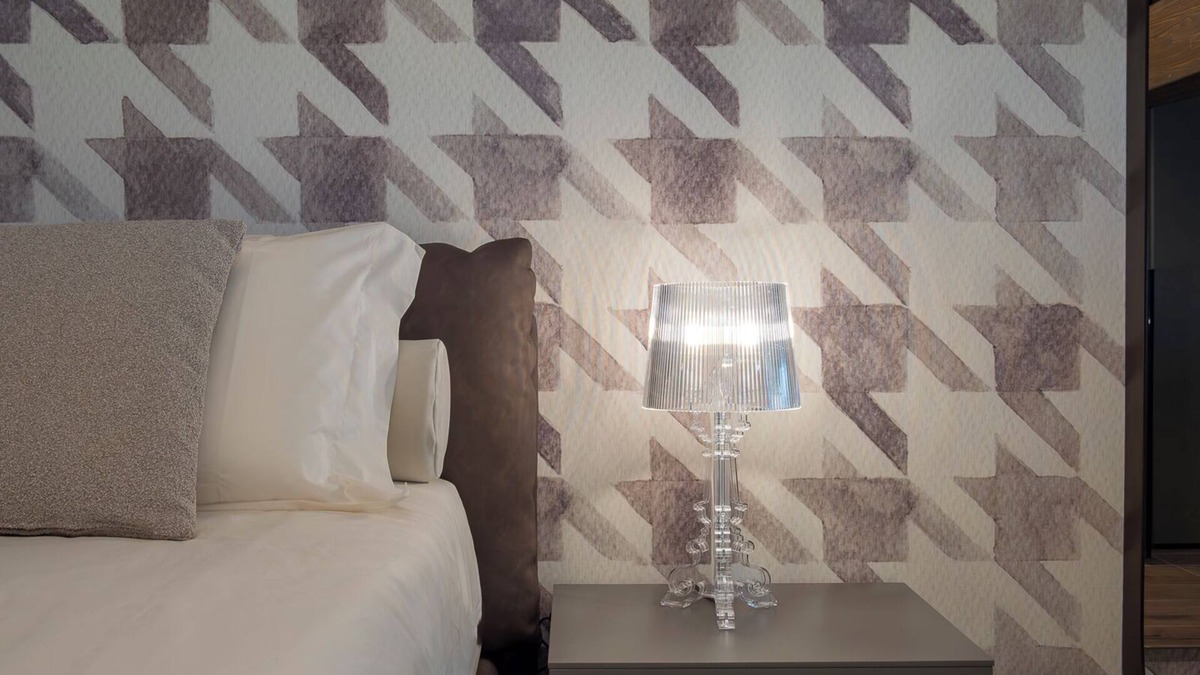 Caronno Pertusella Apartment | Roof Suite - Castello il Codirosso Accomodation Hotel