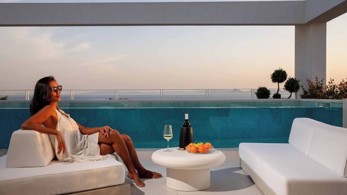 Voula Condo | ROOFTOP LUXURY PENTHOUSE with private SWIMMING POOL