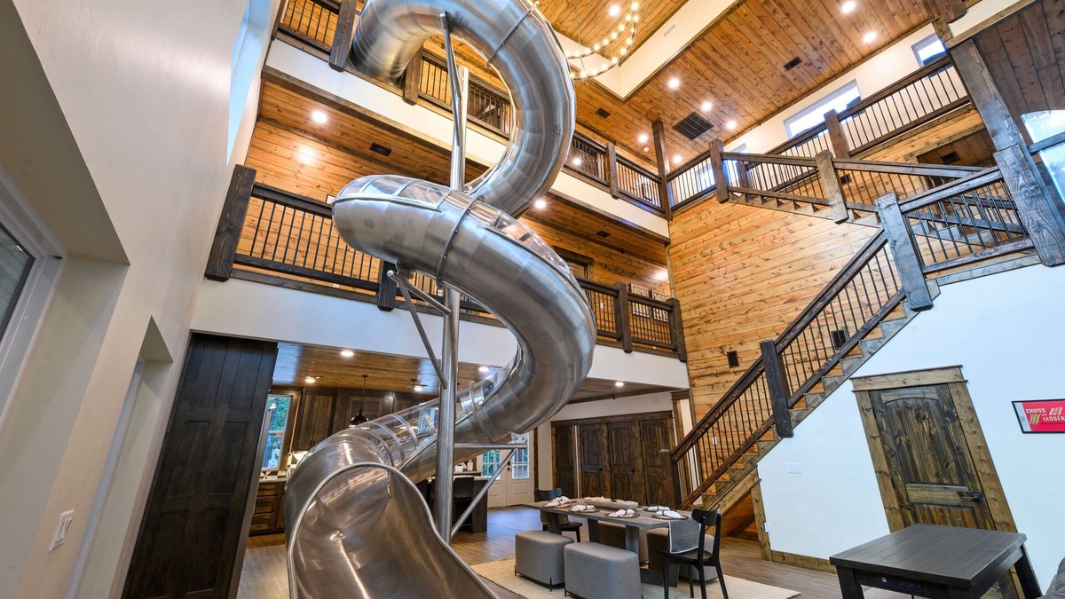 Broken Bow Cabin | Rooftop Patio Fun New Luxury Cabin with Pool, Indoor 3-Story Slide, Pet Friendly