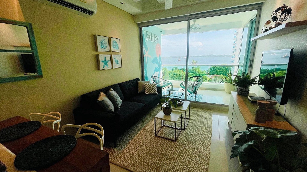 Castillogrande House | Rooftop Pool & Ocean Breeze 2BR + 2BATH