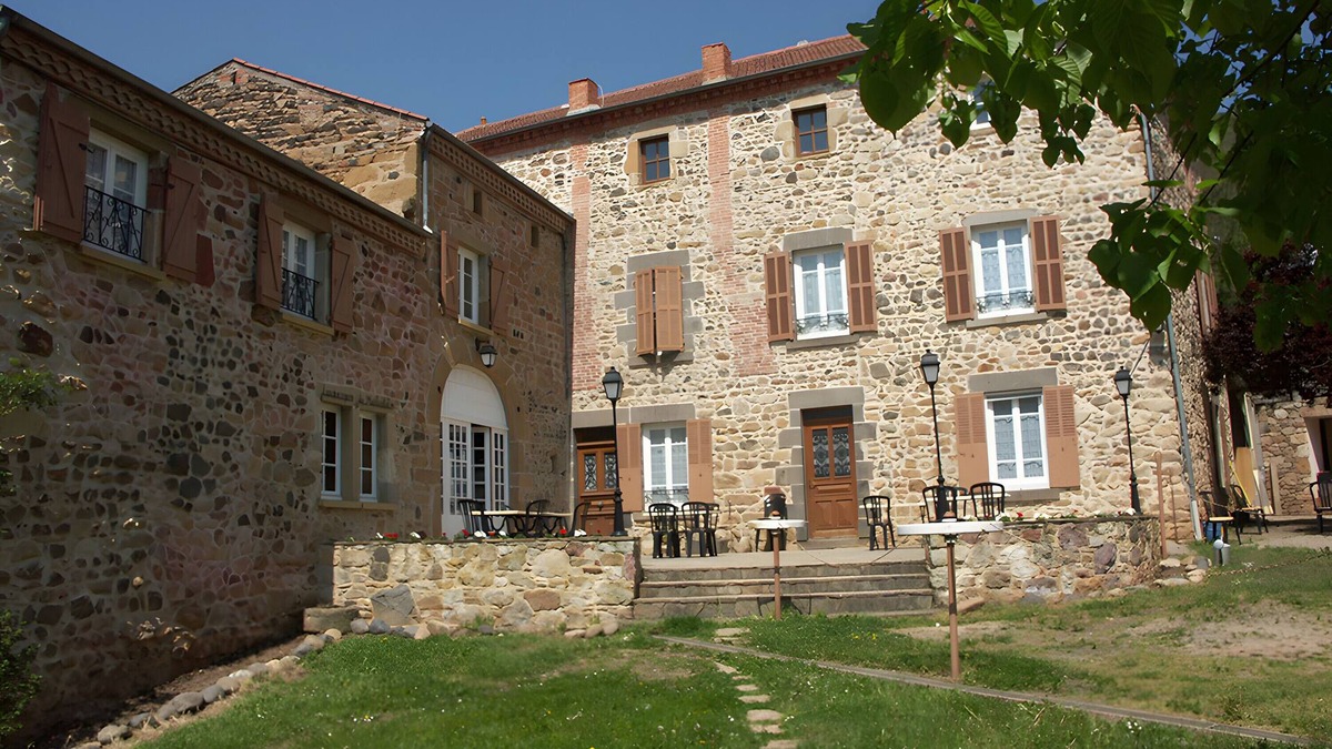 Saint-Gervazy Apartment | Room 2 with Shared Terrace and Garden