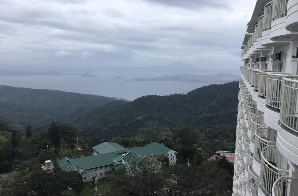 San Jose Apartment | Room 2208 Tagaytay Prime Residences
