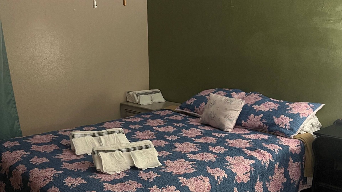 Buena Ventura Lakes Apartment | Room 3 on BVL