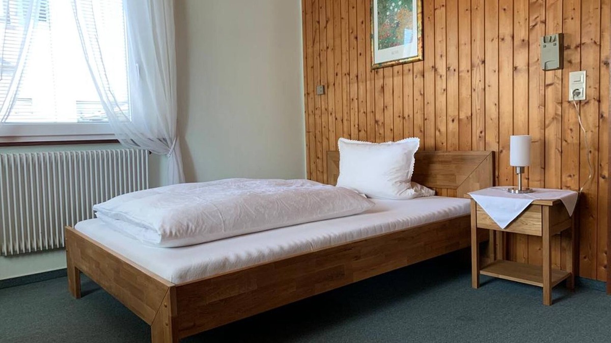 Nuertingen Apartment | Room 31