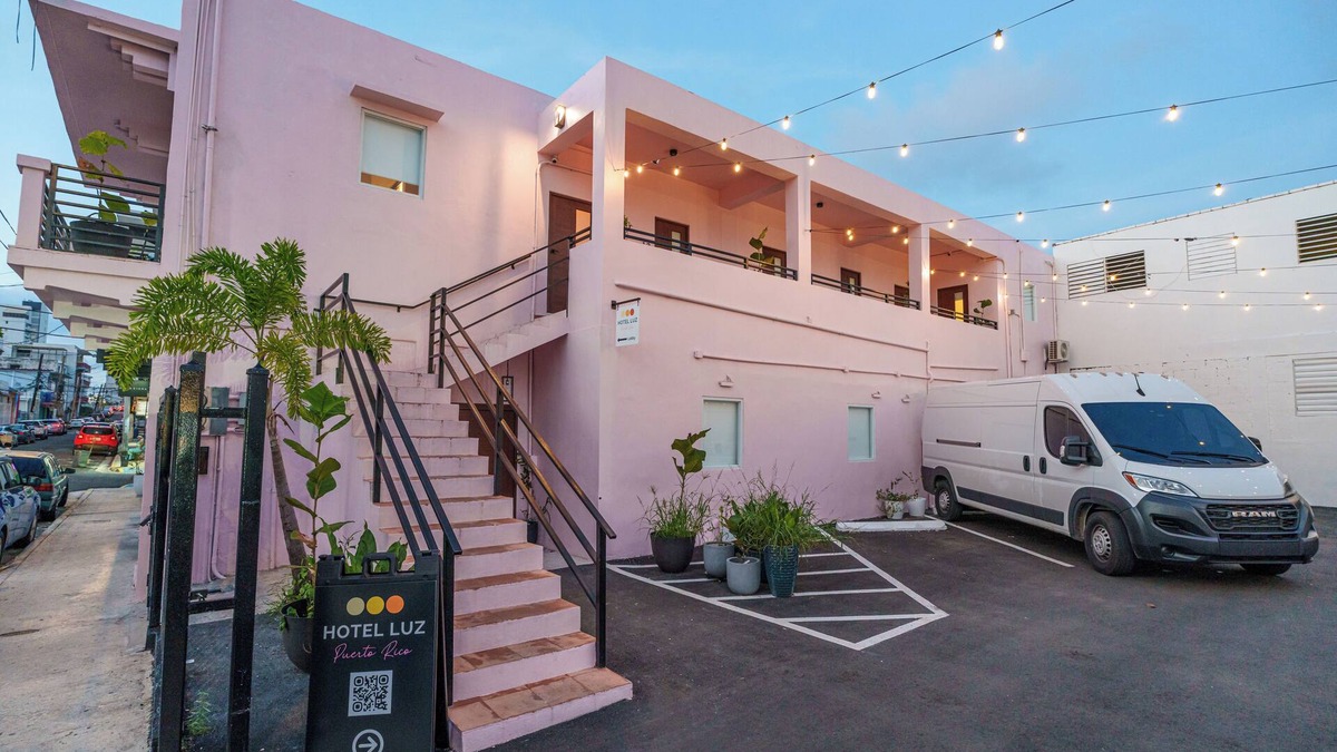 Santurce Hotel | Room 4: Compact Bunk Room in Arts District