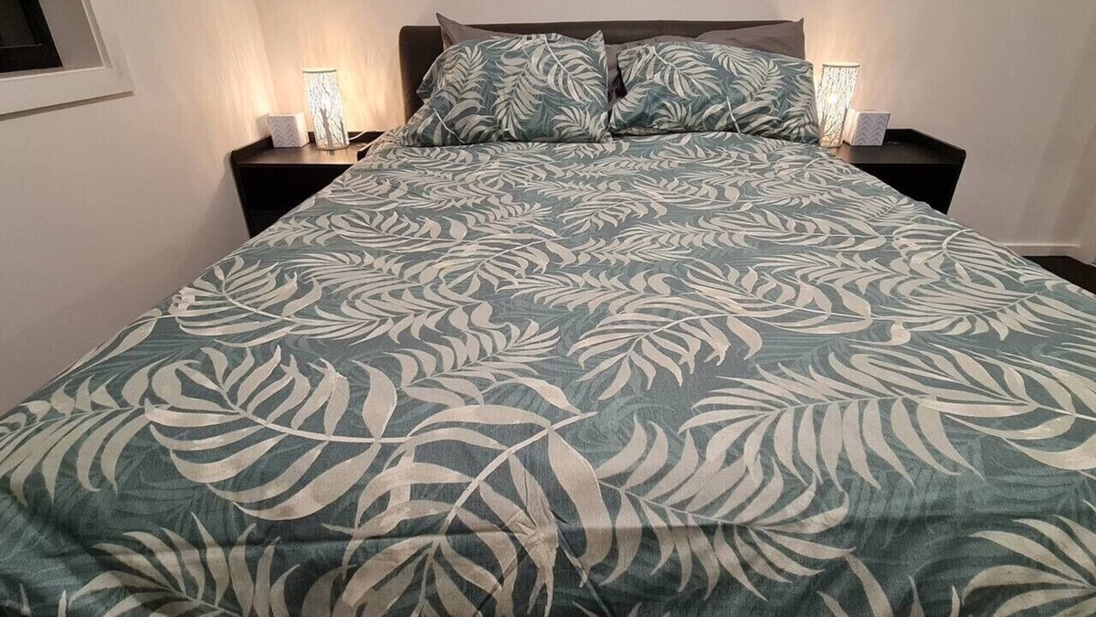 Delacombe House | Room 4 in brand new luxury home