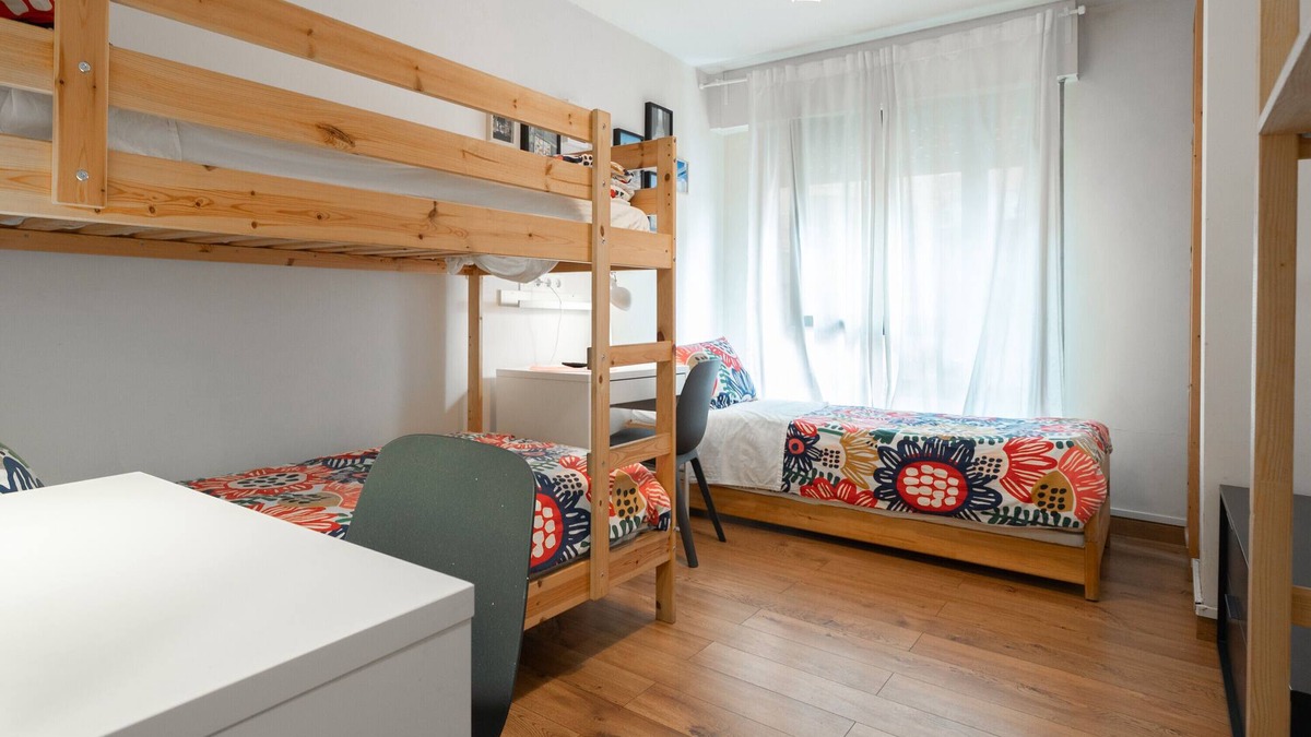 Distrito Llano Apartment | Room 'Berlín' with Wi-Fi