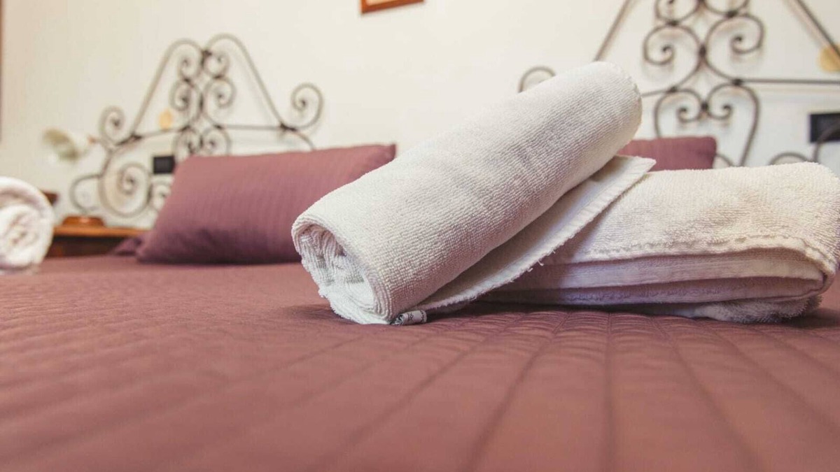 Trappitello Apartment | Room 'Brancasiu' with Mountain View, Wi-Fi and Air Conditioning