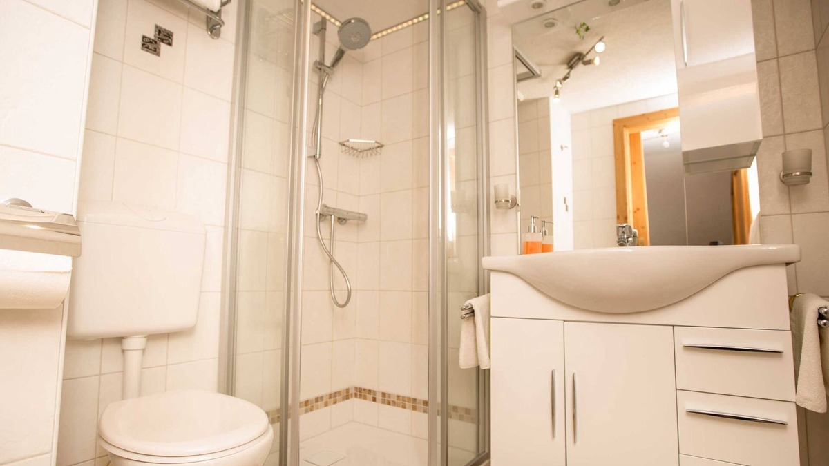 Schoerfling am Attersee Apartment | Room de luxe 2 - Pension KNOLL am Attersee