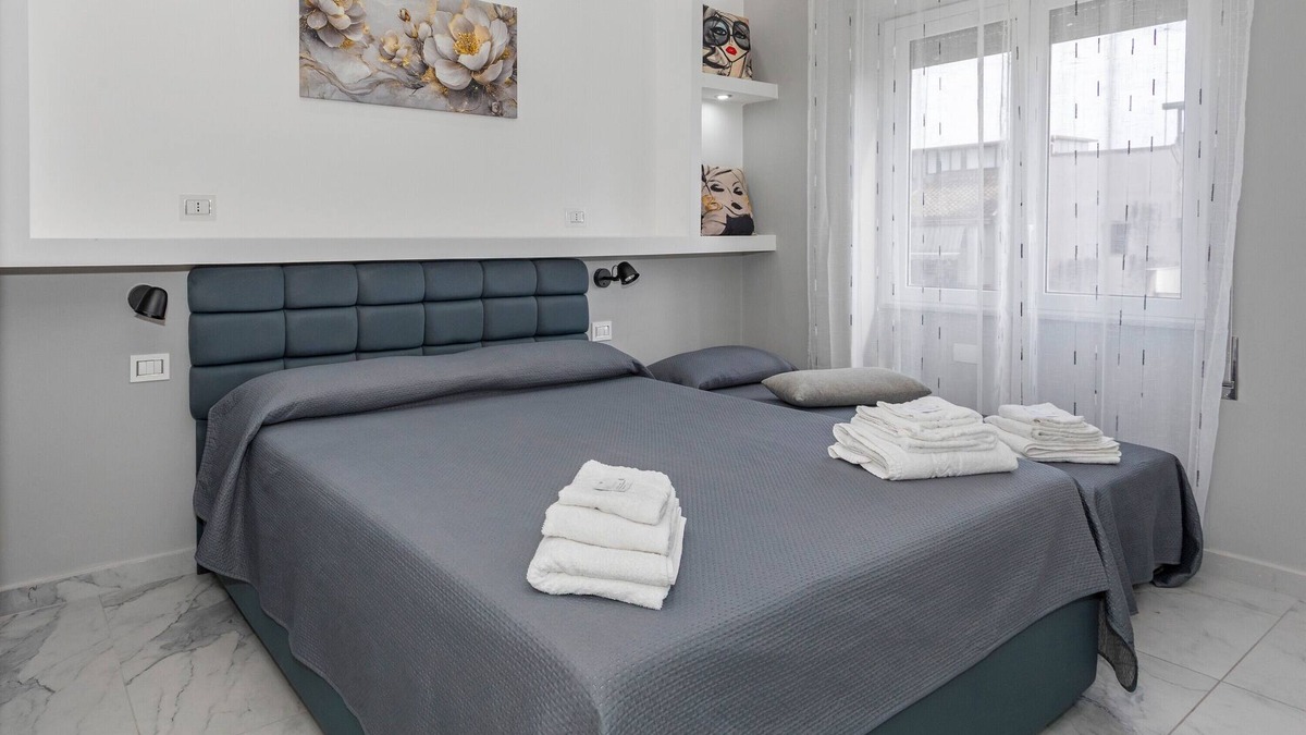 Monte Po-Nesima-San Leone-Rapisardi Apartment | Room 'Dolce Relax - Classic' with Balcony, Wi-Fi and Air Conditioning