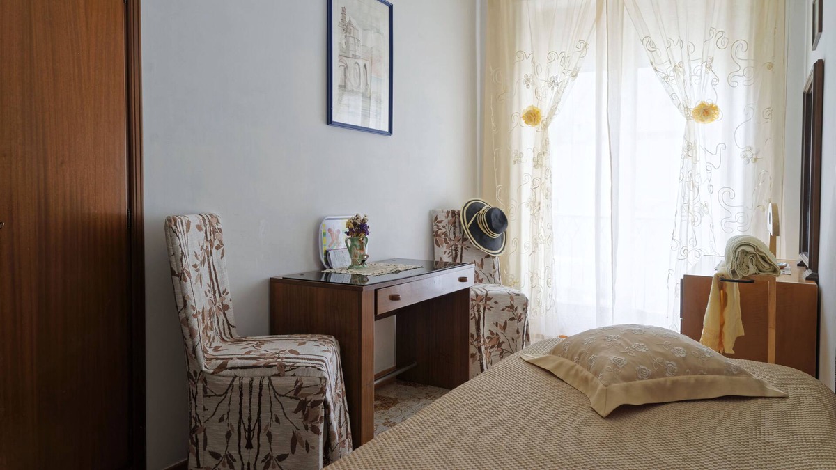 Atrani House | Room for solo traveller