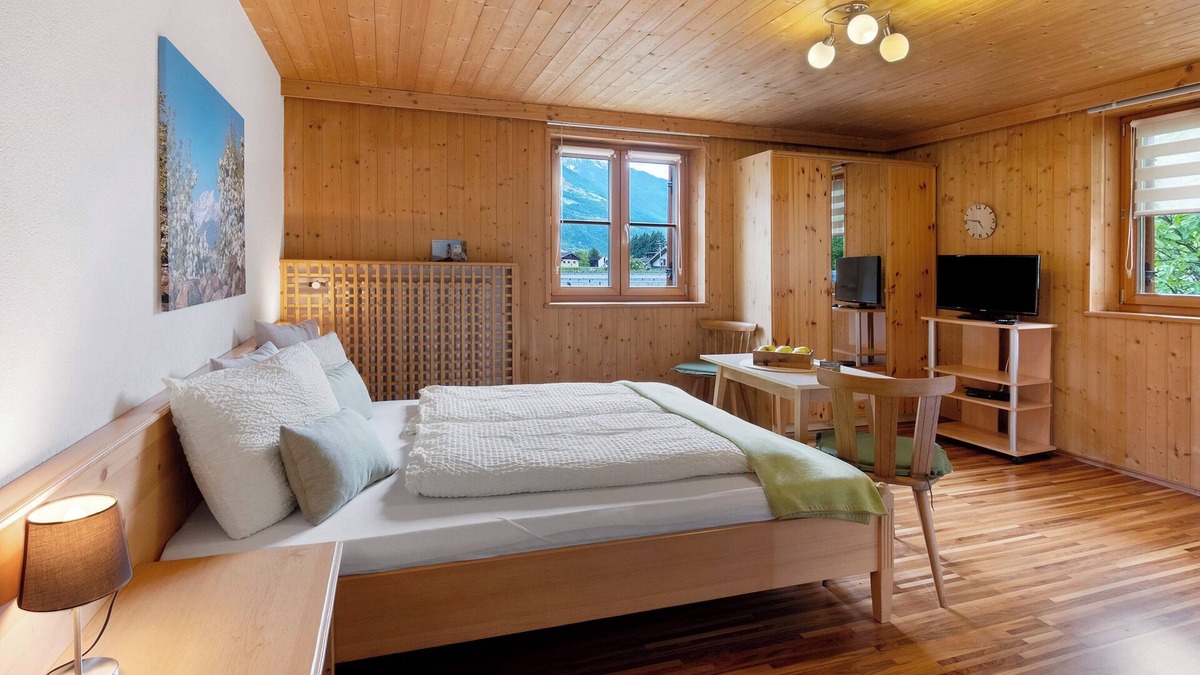 Castelbello-Ciardes Apartment | Room 'Golden' with Mountain View, Shared Terrace and Wi-Fi
