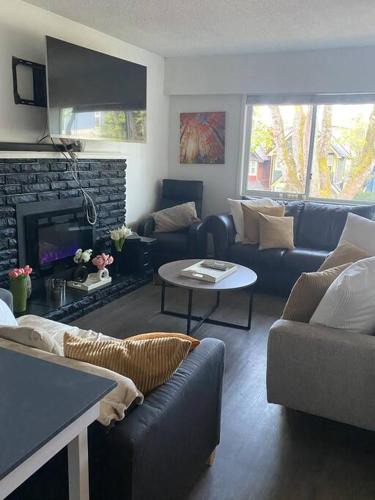 Kitsilano House | Room in an upper level shared 4 bed home on a quiet tree lined street