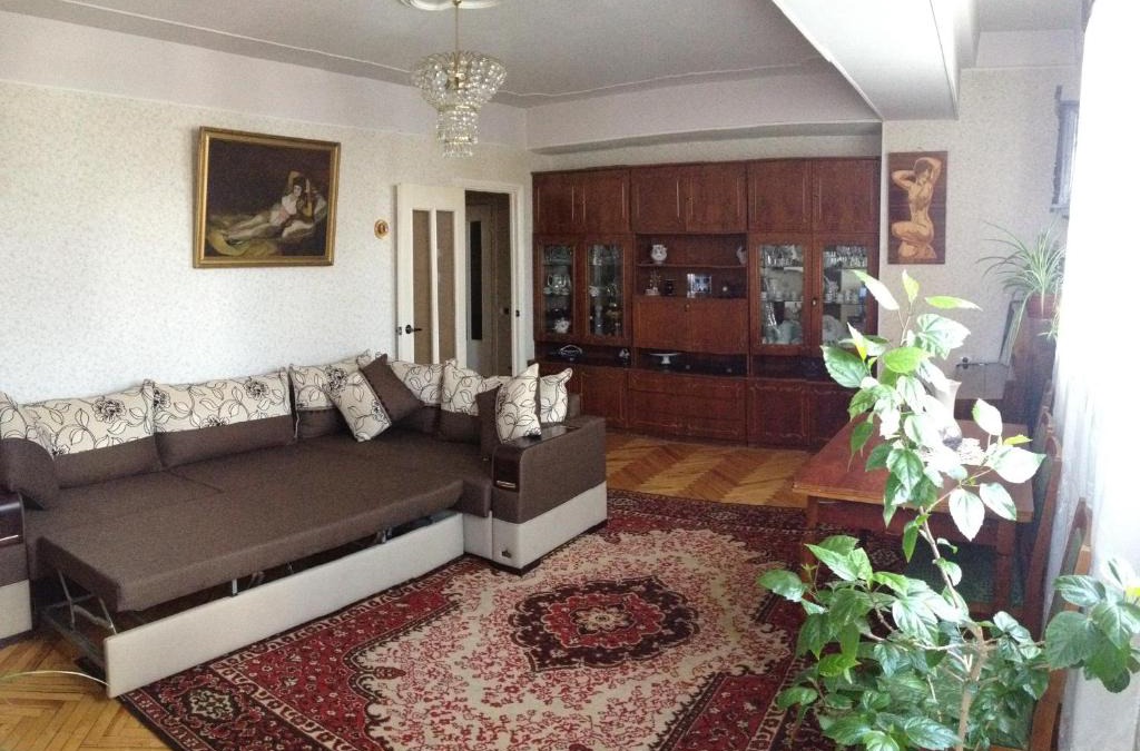 Kentron Apartment | Room in Apartment at Tigrana Metsa