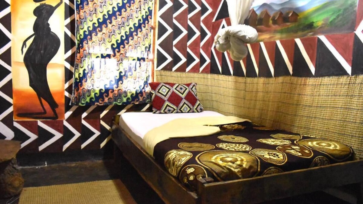 Nyakinama House | Room in B&B - Red Rocks Rwanda - Double Room With Shared Bathroom
