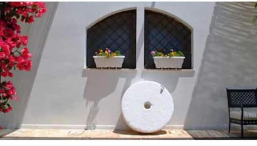 Rosa Marina House | Room in BB - Beautiful triple room in ancient Masseria near the sea in a quiet olive trees