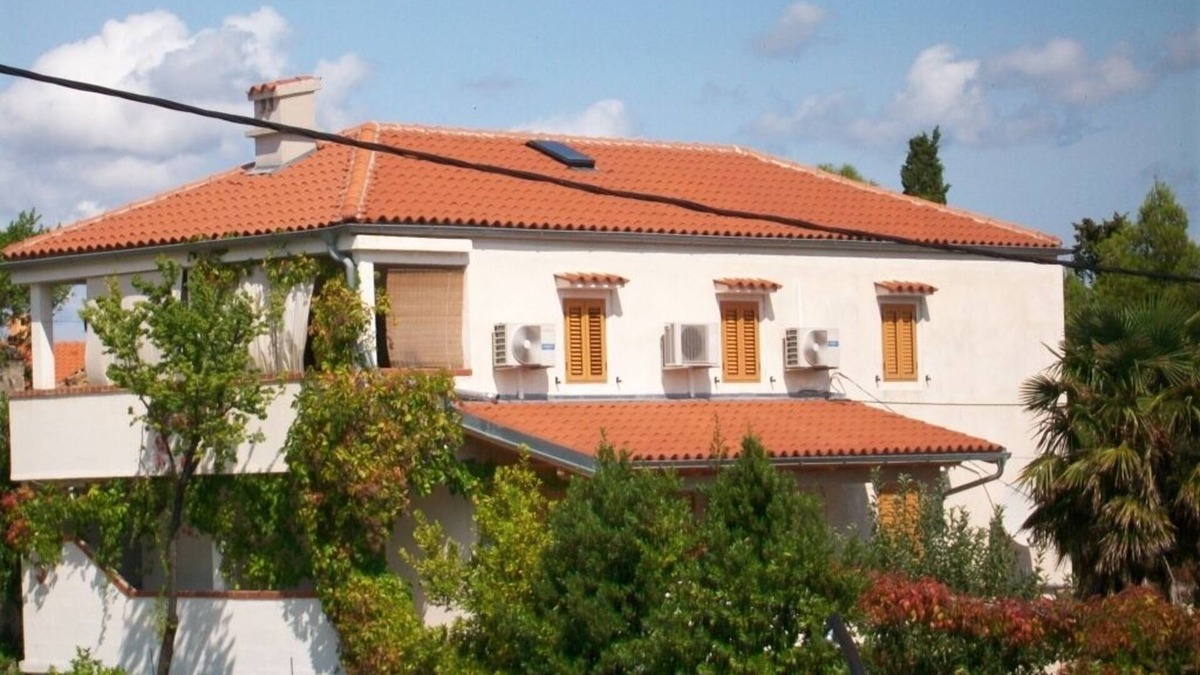 Nerezine Bed & Breakfast | Room in Nerezine with Terrace, WIFI (4827-5)