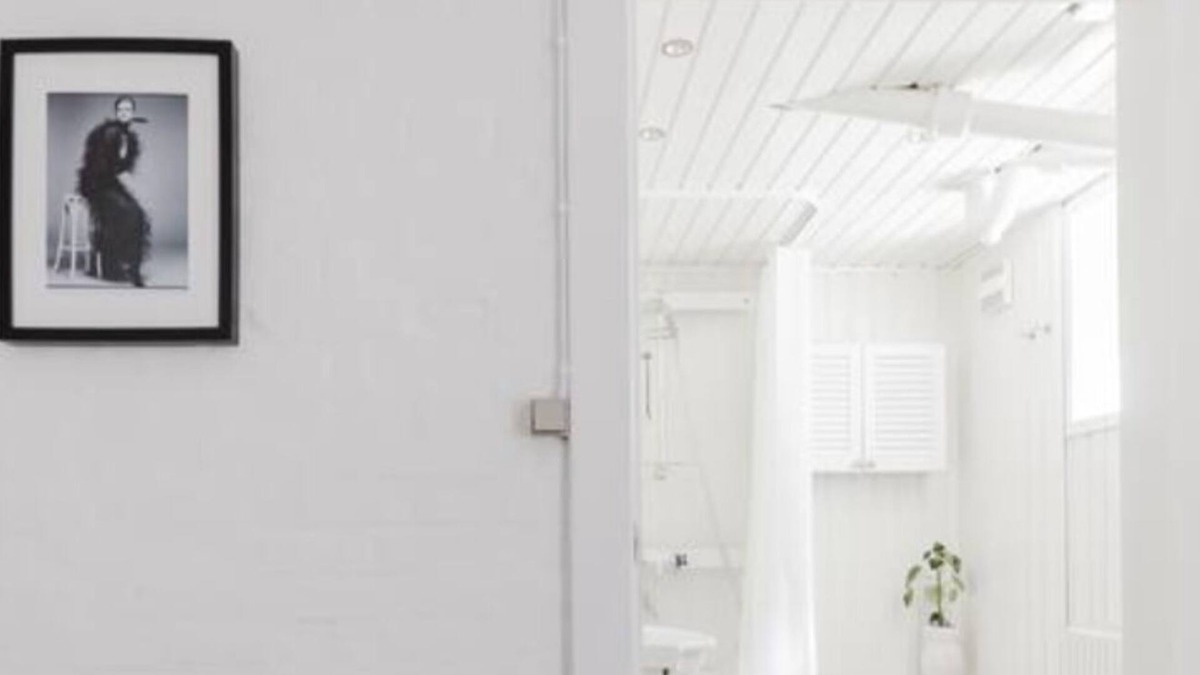 Odense Bed & Breakfast | Room in Quite Area and Central Location - Newly Renovated Basement