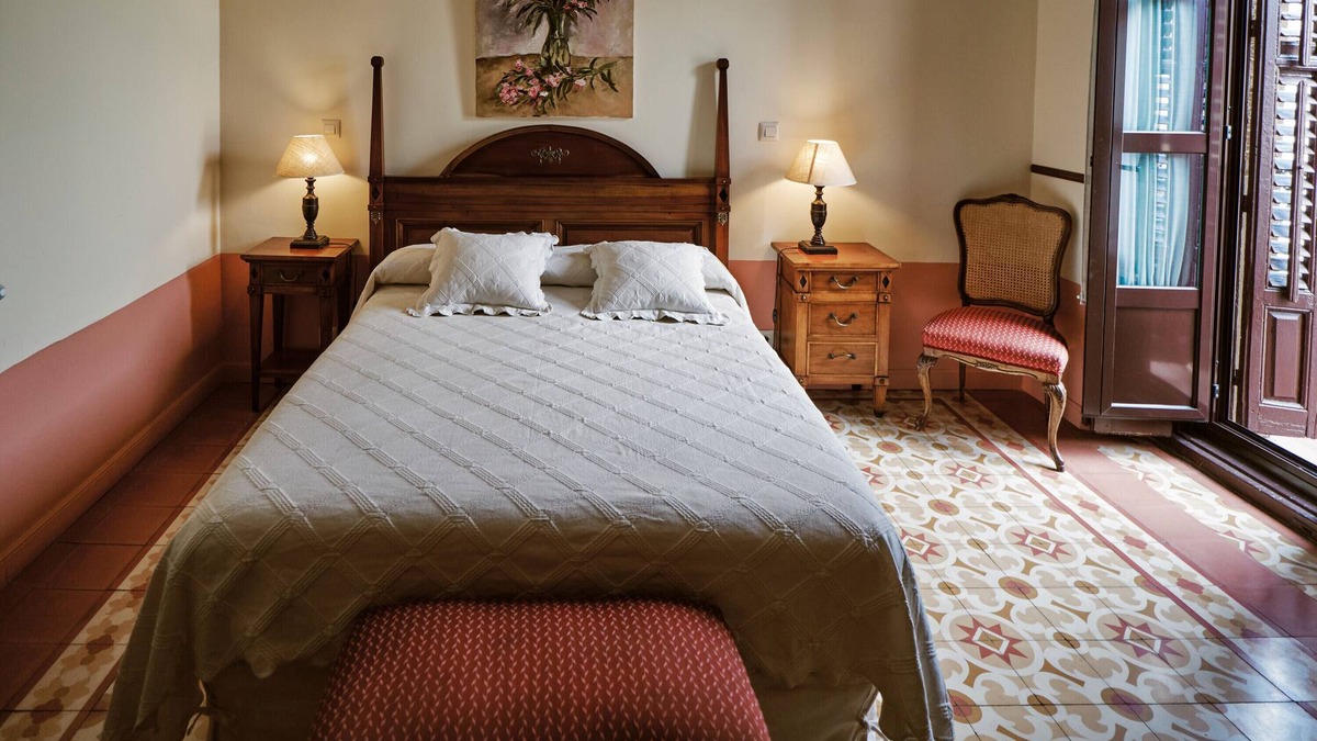 Consuegra Apartment | Room 'La Palangana' with Shared Pool, Wi-Fi and Air Conditioning
