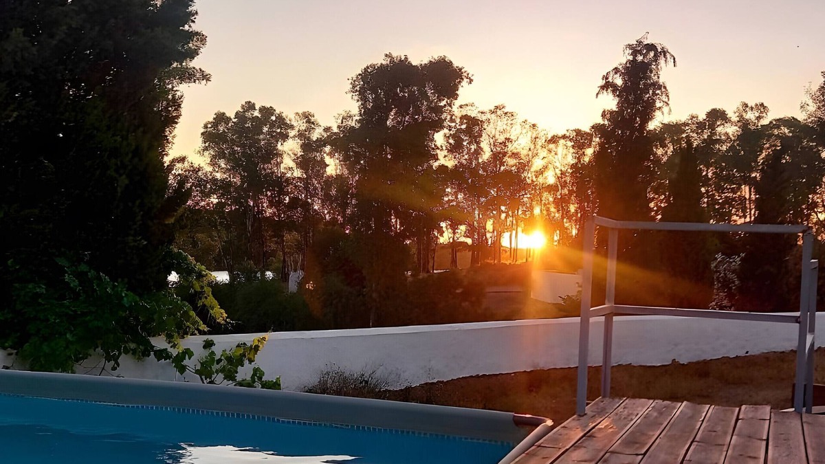 Corte do Pinto Apartment | Room 'Lareira' with Shared Pool, Wi-Fi and Air Conditioning