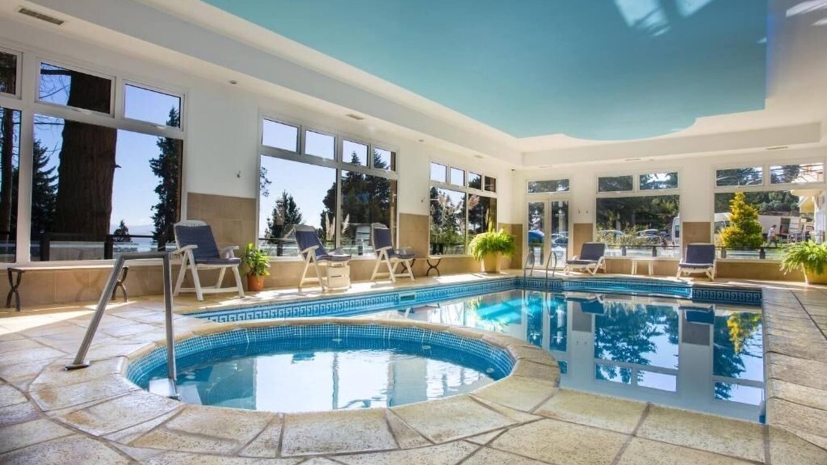 San Carlos de Bariloche Hotel | Room Perfect for Groups with Stunning Lake Views & Wellness Center with Hot Tub