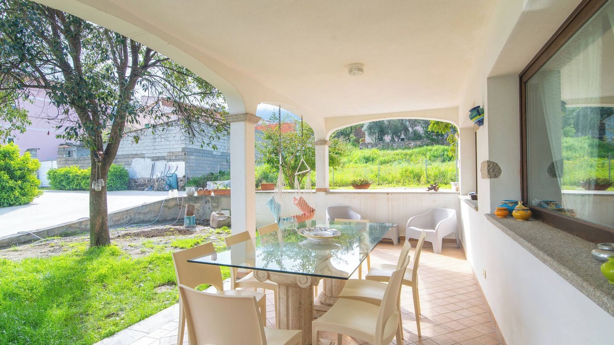 Torpe Apartment | Room 'Perla' with Shared Pool, Wi-Fi and Air Conditioning