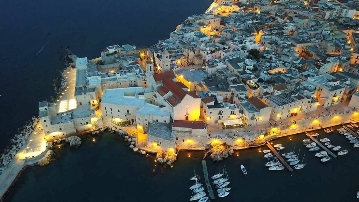Giovinazzo Bed & Breakfast | Room-porto Di Mare Exclusive Room "sciro