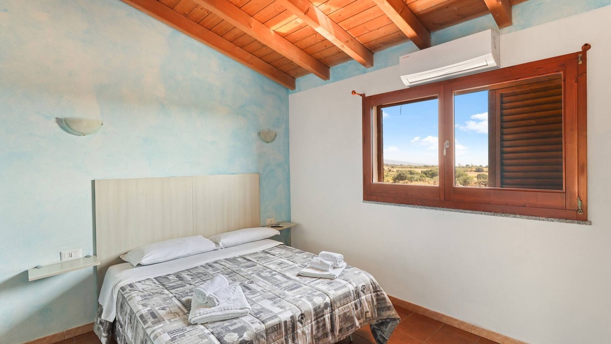 Sagama Apartment | Room 'Stanza 7' with Shared Garden, Wi-Fi and Air Conditioning