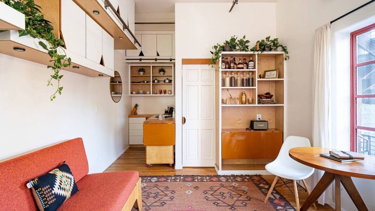 Downtown San Diego Apartment | Room T at The Dutra Inn - Little Italy