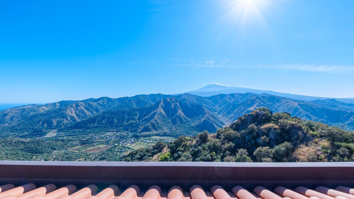 Motta Camastra Apartment | Room 'Twin' with Mountain View, Shared Pool and Shared Terrace