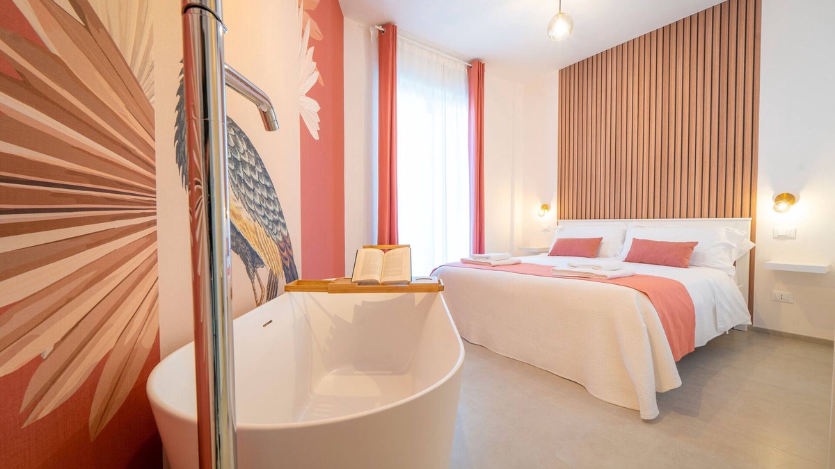 Conversano Apartment | Room 'Volutta' with Shared Terrace, Wi-Fi and Air Conditioning