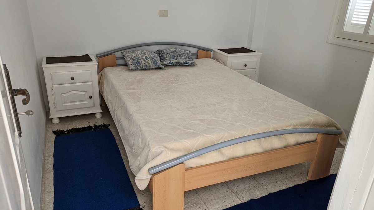 Hammamet Sud House | Room With big bed in Quiet Area not far From Beach