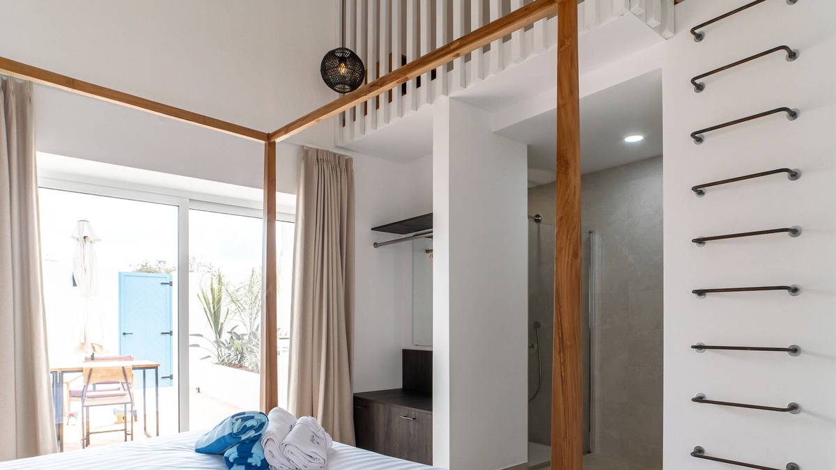 Poco Partido Bed & Breakfast | Room with mezzanine + breakfast